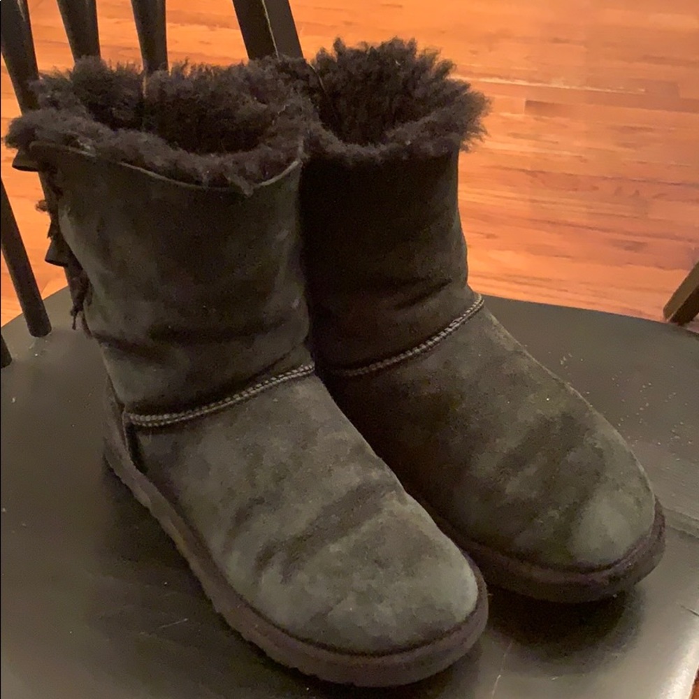 Black Ugg’s with bow ties